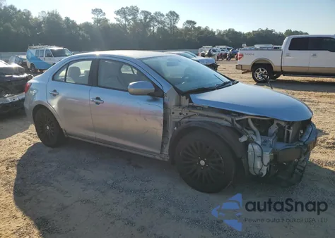 2012 Suzuki Kizashi Se z USA, uszkodzony, nr VIN JS2RE9A33C6100834